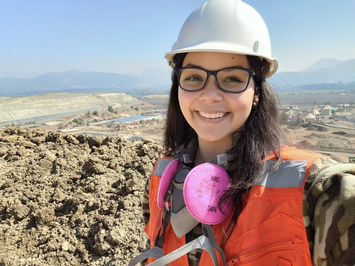 Fernanda Espínola begins her doctoral studies on the key factors influencing the transition from open-pit to underground&nbsp;mining.
